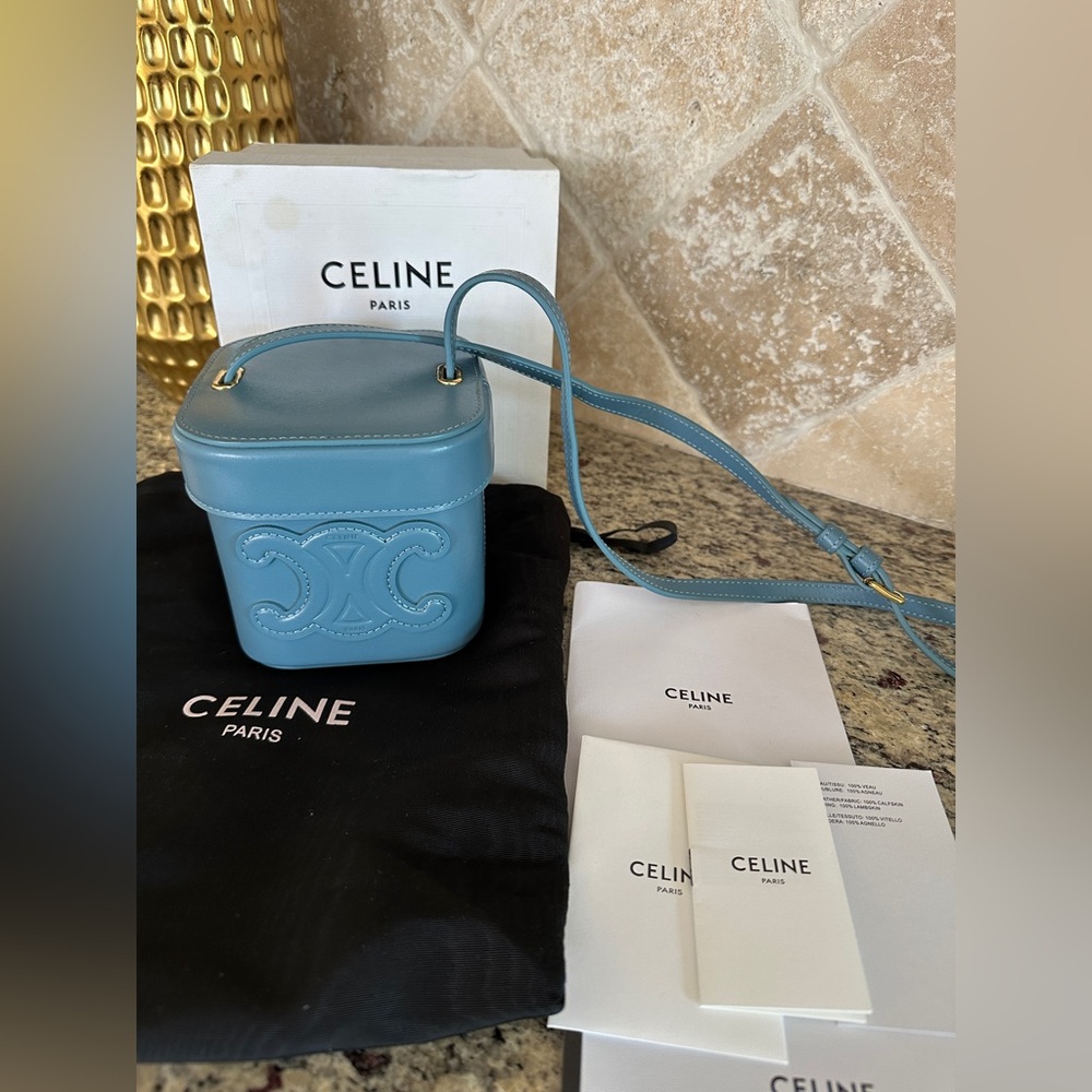 🆕CELINE Small Calfskin Cuir Triomphe Box Bag Crossbody
